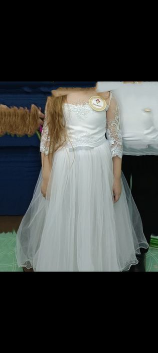 Срочно продается платье детское для девочки