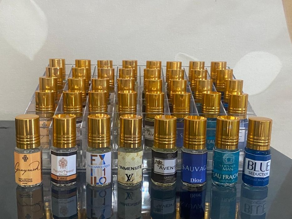 В наличии парфюм мужские и женские
