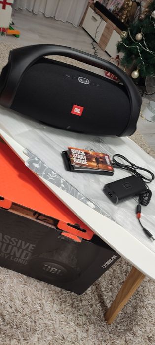 Продавам Jbl boombox 2