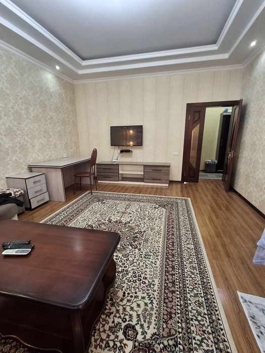 2 хонали люкс квартира ижарага берилади!!