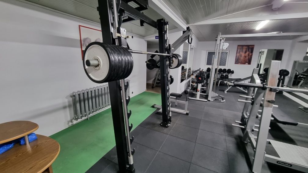 Smith machine / ultraprofesional /unghi de culisare reglabil !!!