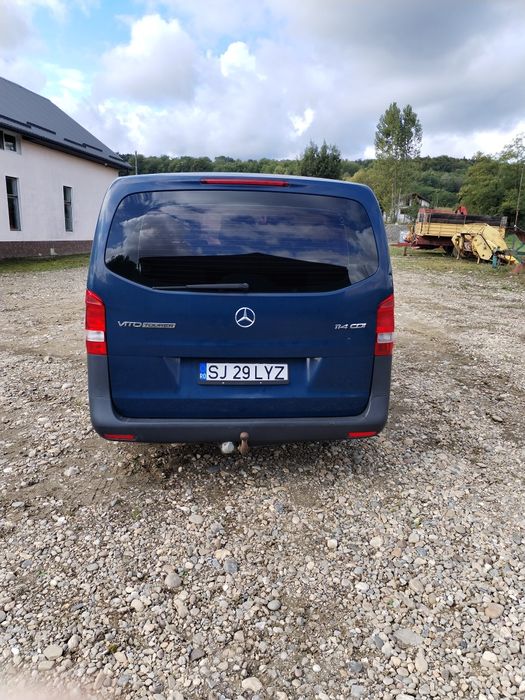 Mercedes vito tourer  s au schimb cu autorulota