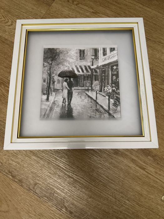 Картины продам новые