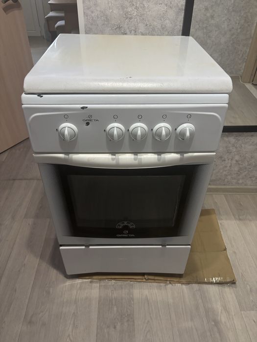 Продам газовую плиту