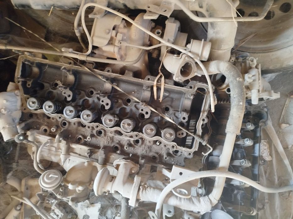 Mator sotiladi Isuzu 5 tonnali Turbo mator