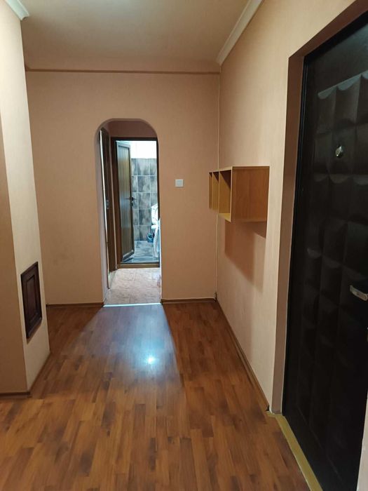 Отдавам двустаен апартамент в Русе кв Дружба 1