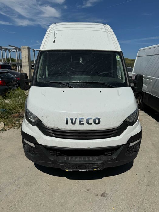 Dezmembrez Iveco Daily 5 2.3, 3.0 Euro 5 sau 6 Capota, Aripa, Far,Bara