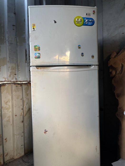 Продам холодильник LG