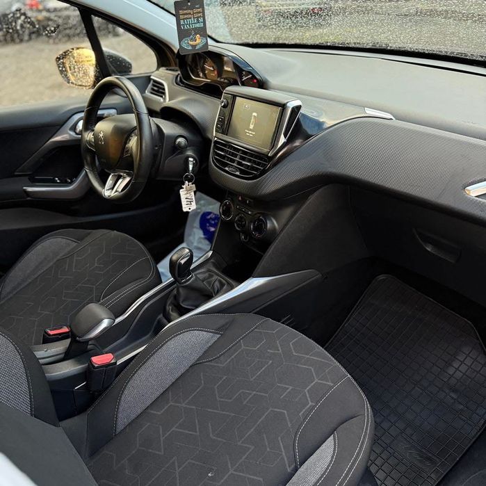 Vand Peugeot 2008 1.6 HDI 2016.