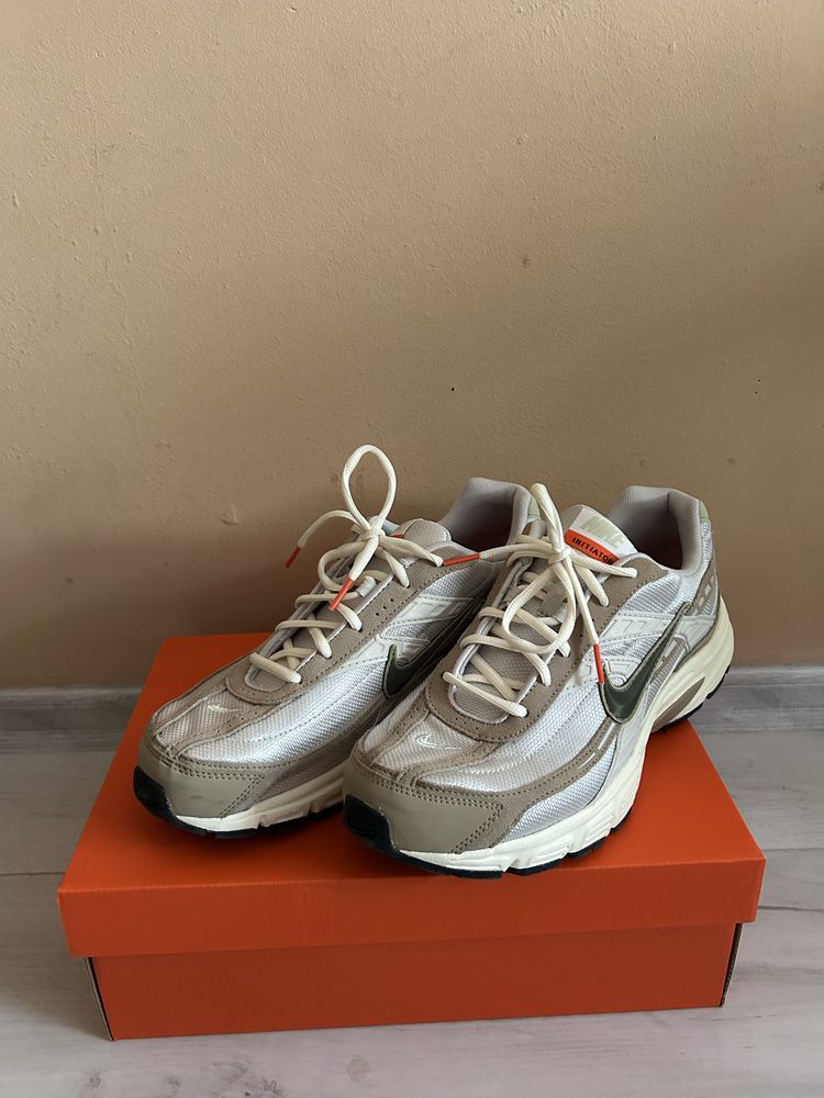 маратонки Nike Initiator 45 Cargo Khaki