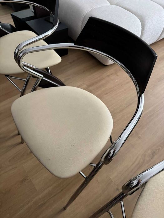 Vand masa ovala extensibila + 4 scaune