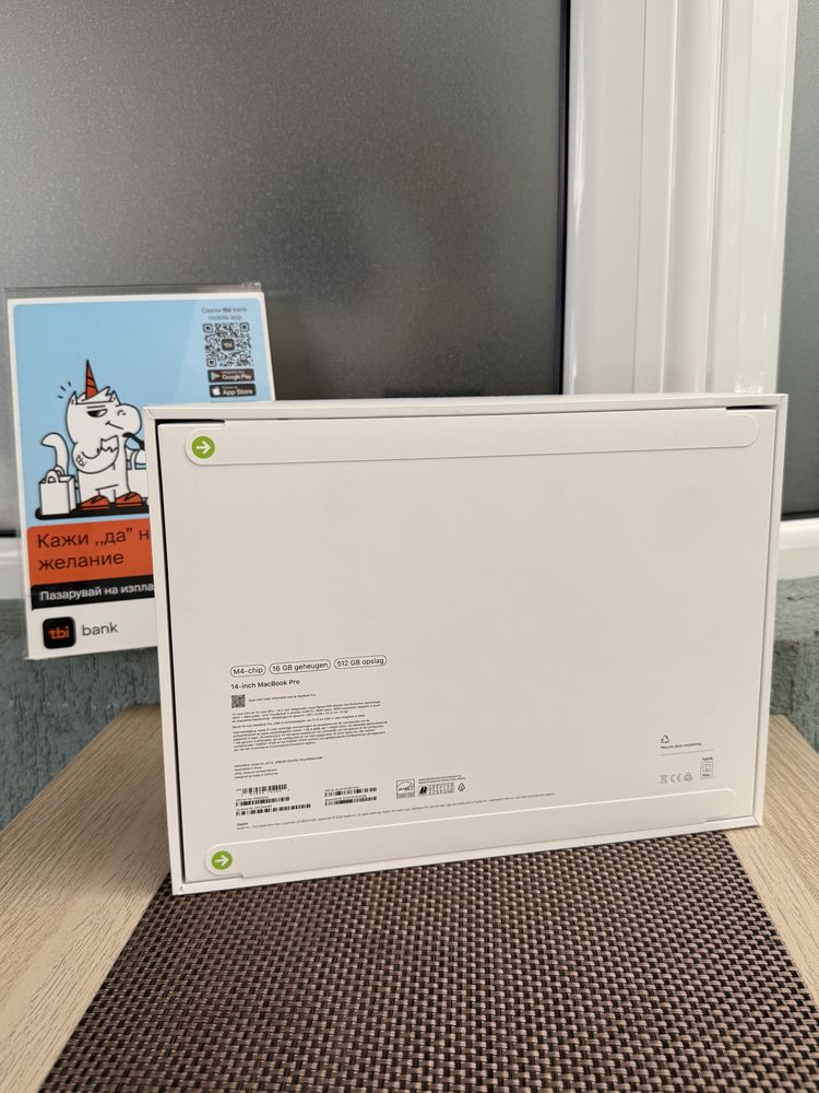 НОВ! *ЛИЗИНГ* Apple Macbook Pro 14" M4 10C/10G 16RAM 512SSD Гаранция!