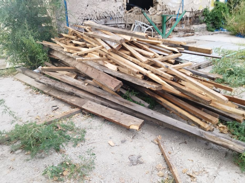 Продается пиломатериалы, бруски разных размеров, цена договорная