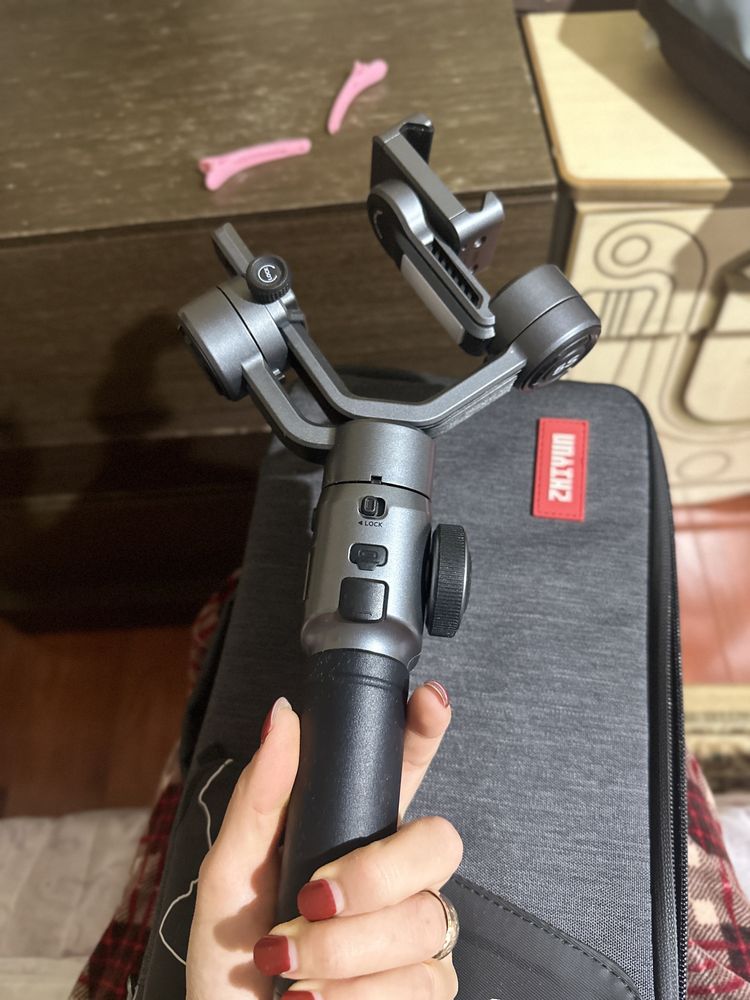 Стабилизатор Zhiyun Smooth-5