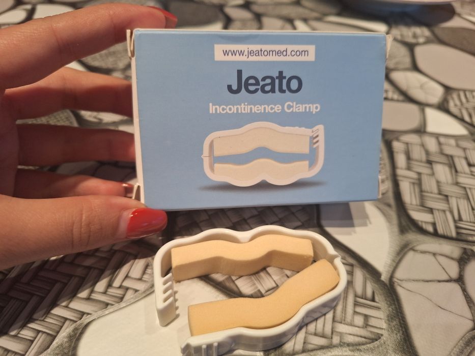 Скоби за уринарна инконтиненция