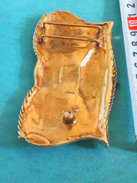 cataramă din metal cu cristale