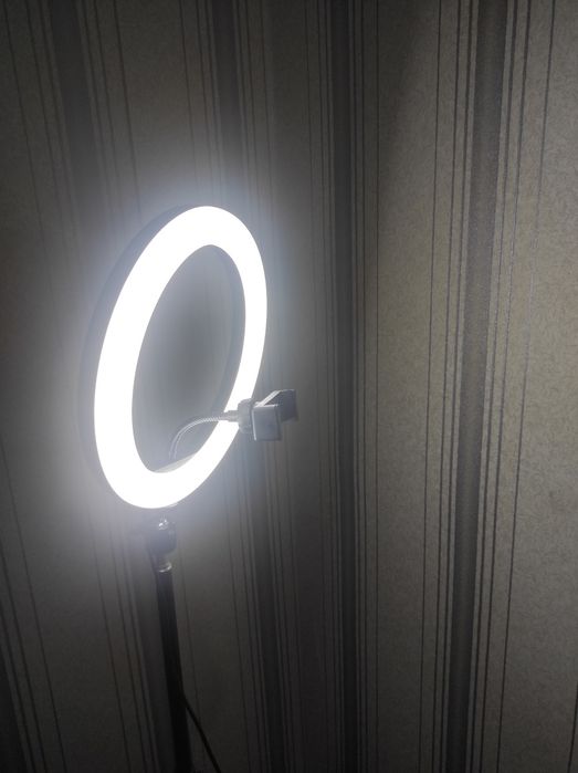 Продам Кольцевую Лампу Для Съёмок