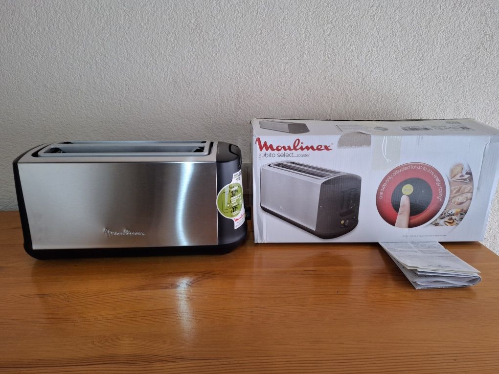 Тостер за филийки Moulinex Subito Select LS342D10,1700W,7нива,2 слота.