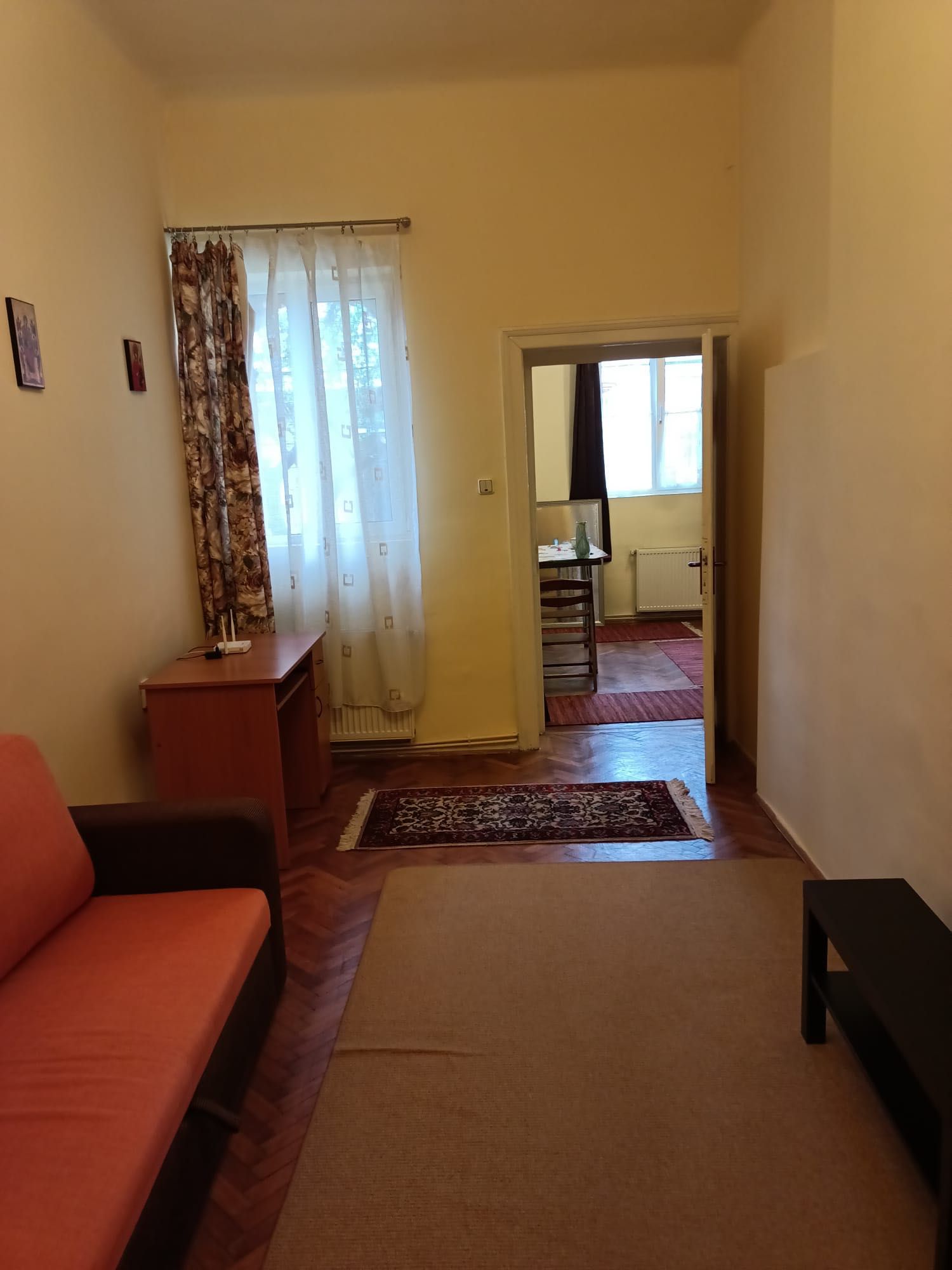 Apartament 2 camere zona Sinaia