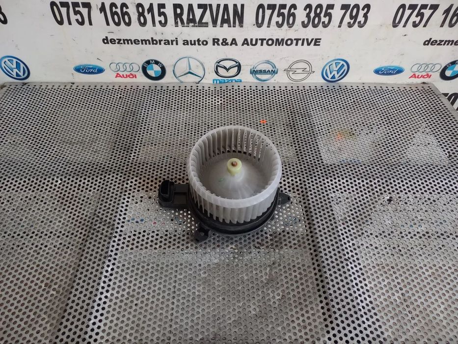 Aeroterma Bord Ventilator Habitaclu Toyota Yaris Cross An 2020-2021-2022-2023-2024 Volan Stanga Cod