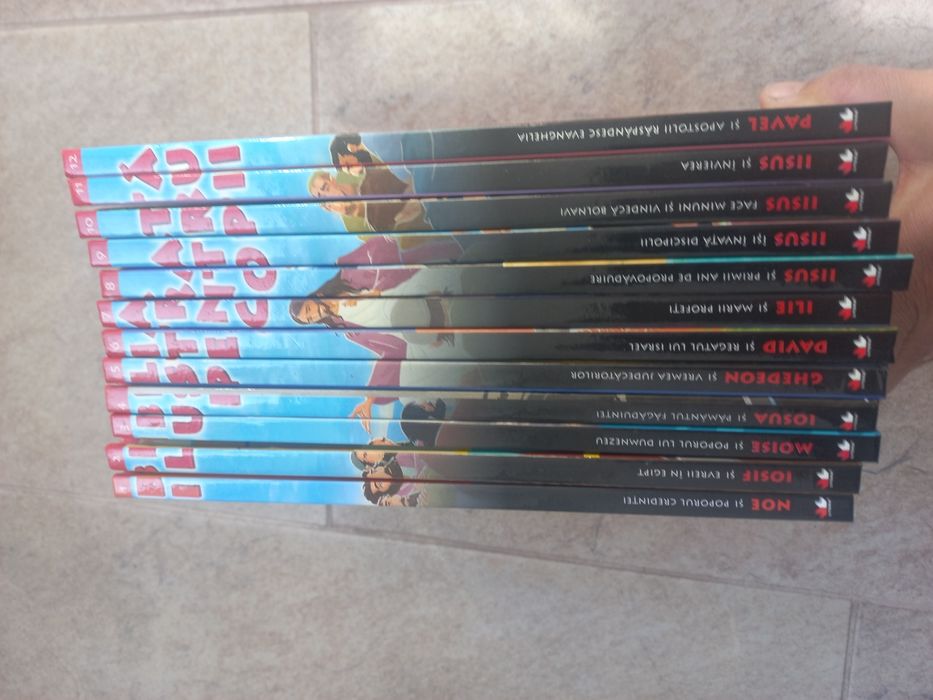 Vând colecție Biblia ilustrata pentru copii