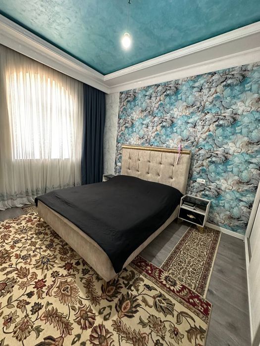 Kvartira sotiladi 72 kv