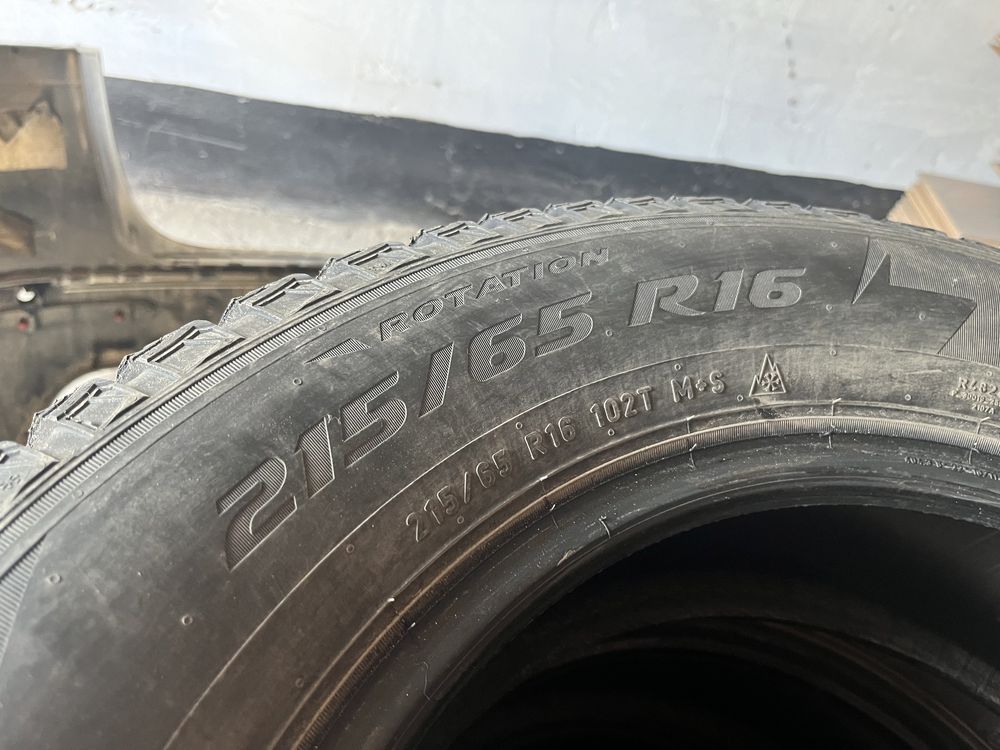 Pirelli ice zero 2