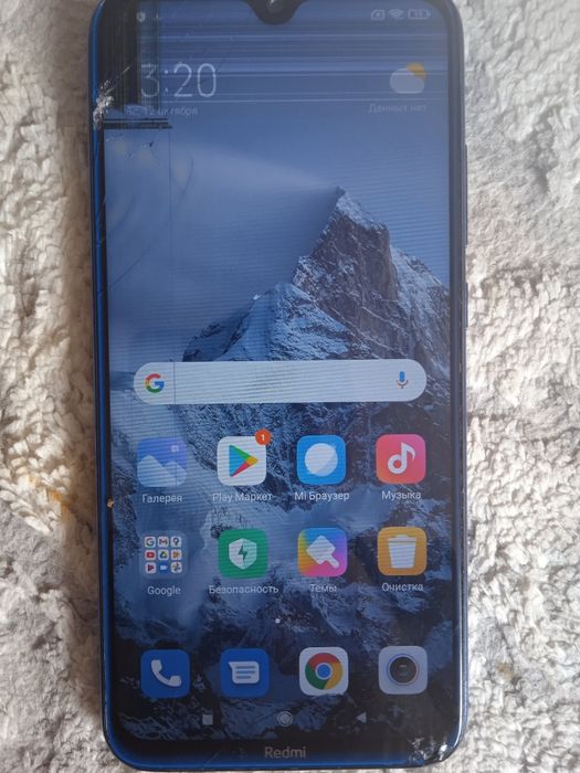 Продам телефон срочно