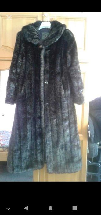 Зимно дълго палто