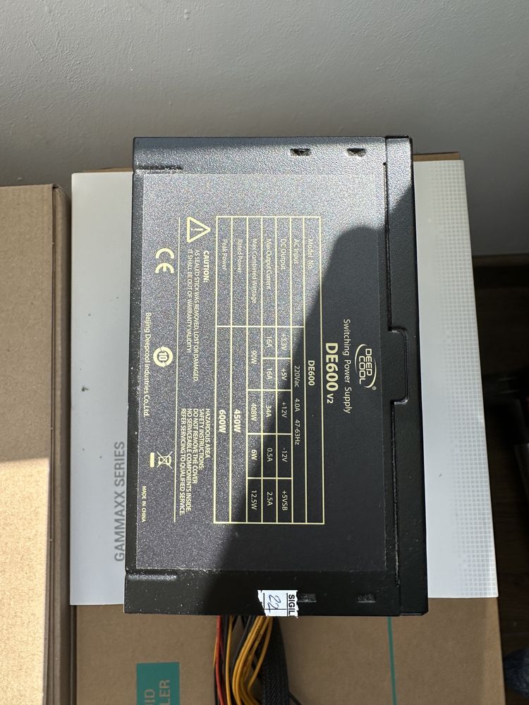 Ryzen 7 2700x , placa de baza asus prime x570 ,sursa deep cool 600w