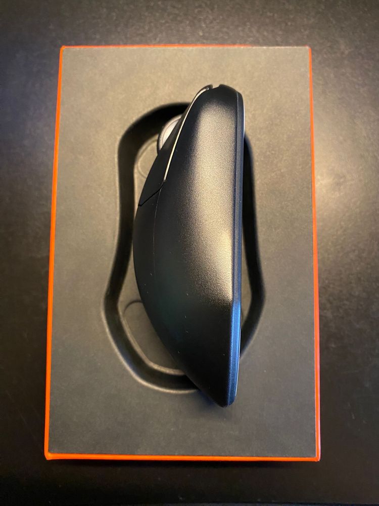 Продавам Геймърска Мишка SteelSeries
