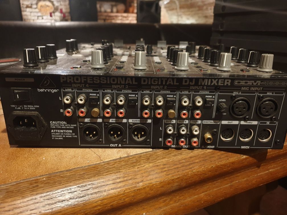 Mixer pasiv Behringer DDM4000 PRO/Behringer mx1804/Phonic 1062Powerpod