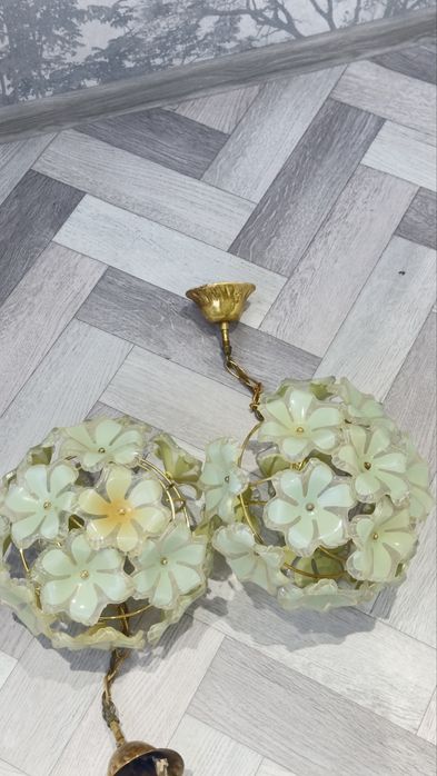 Люстры 2 штуки : по 1 тыс за каждую. рабочие