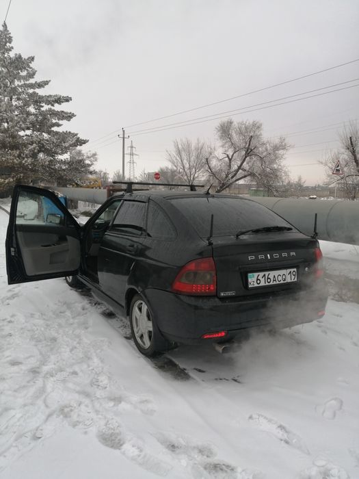 Продам  срочно приора