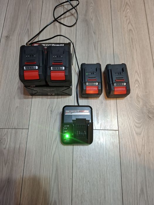 Vand Acumulatori/ Incarcator Einhell