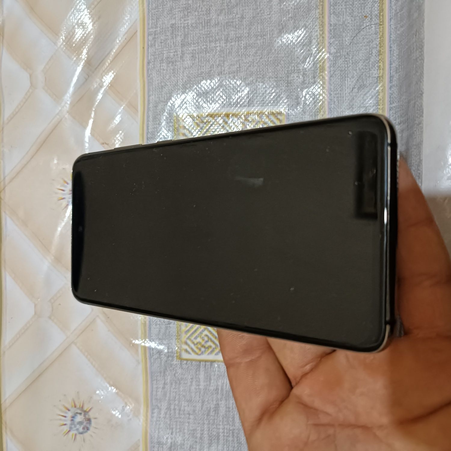 Samsung S20 sotiladi