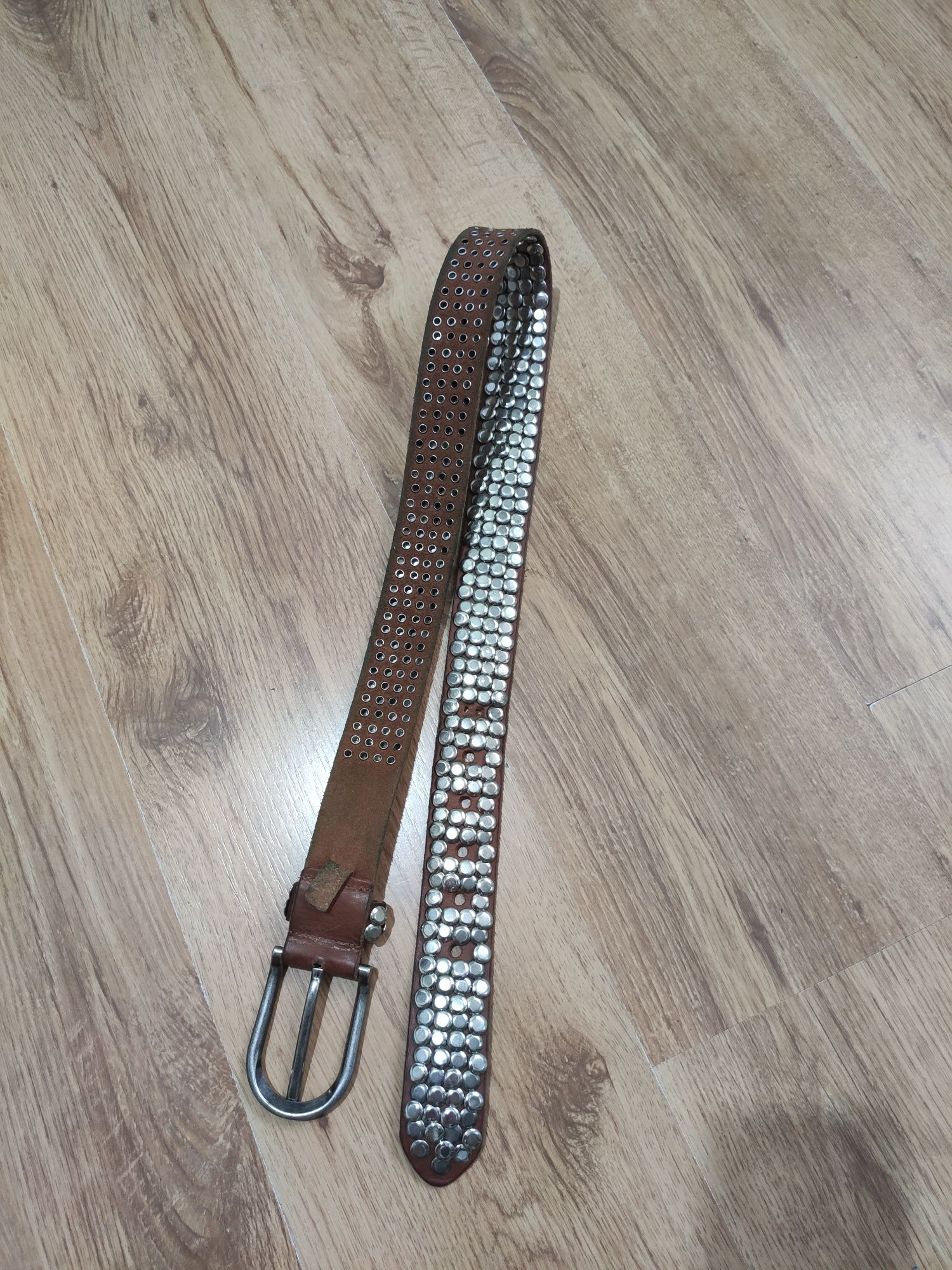 Curea Cowboy din piele naturala cu ținte 100x4cm
