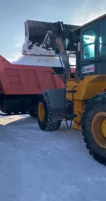 Чистка снега и услуги погрузчика