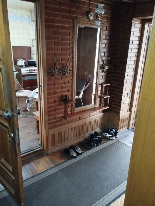 Срочно Продаётся кватира Шайхонтахур район Ор.р Тинчлик метро Версал