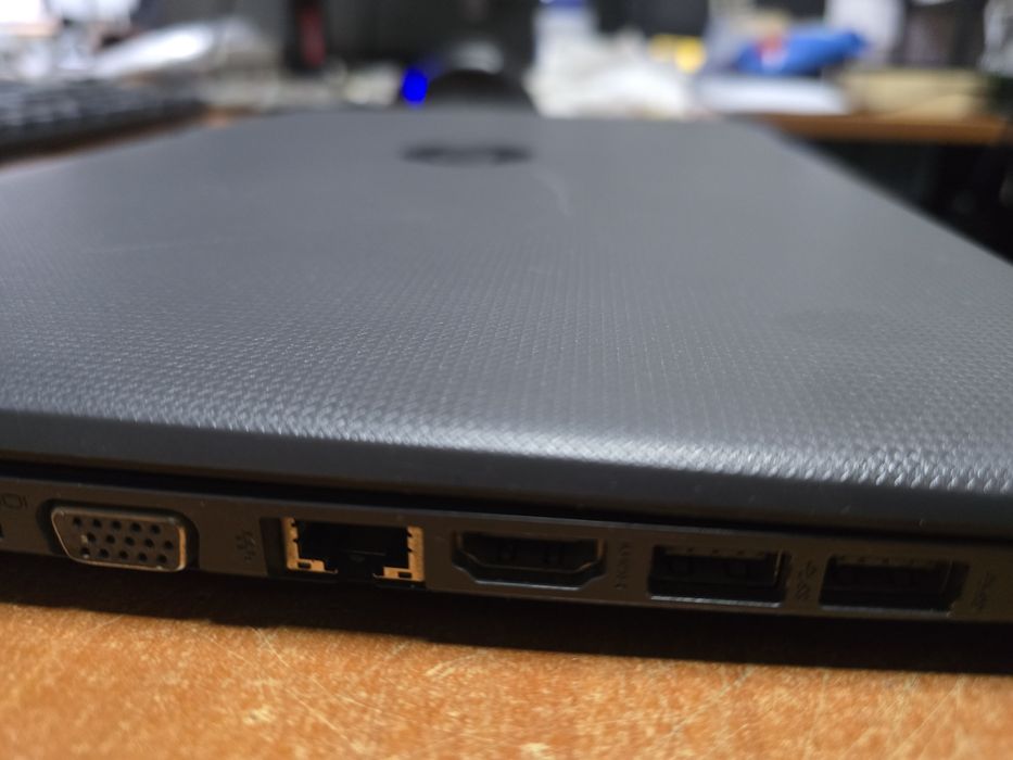 Laptop Hp 250 G6 I3 gen 7 8 giga 240 ssd