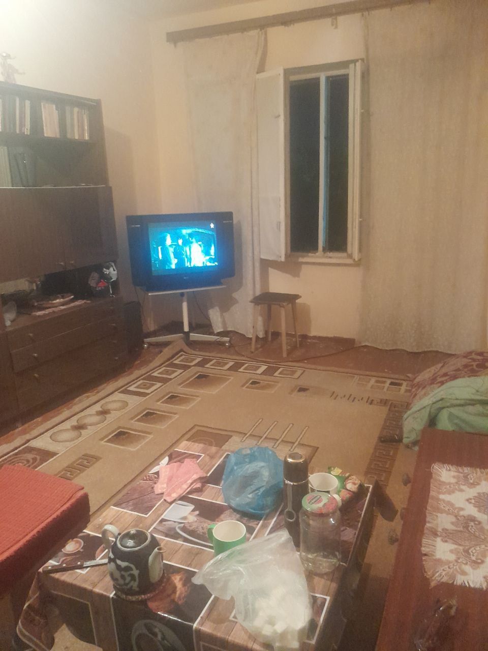 Сдаются комната со всеми удобствами.