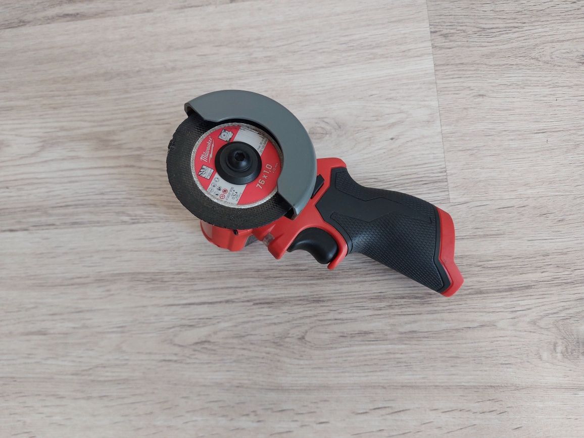 Flex milwaukee M12 FCOT, taiere în ambele sensuri, Nou