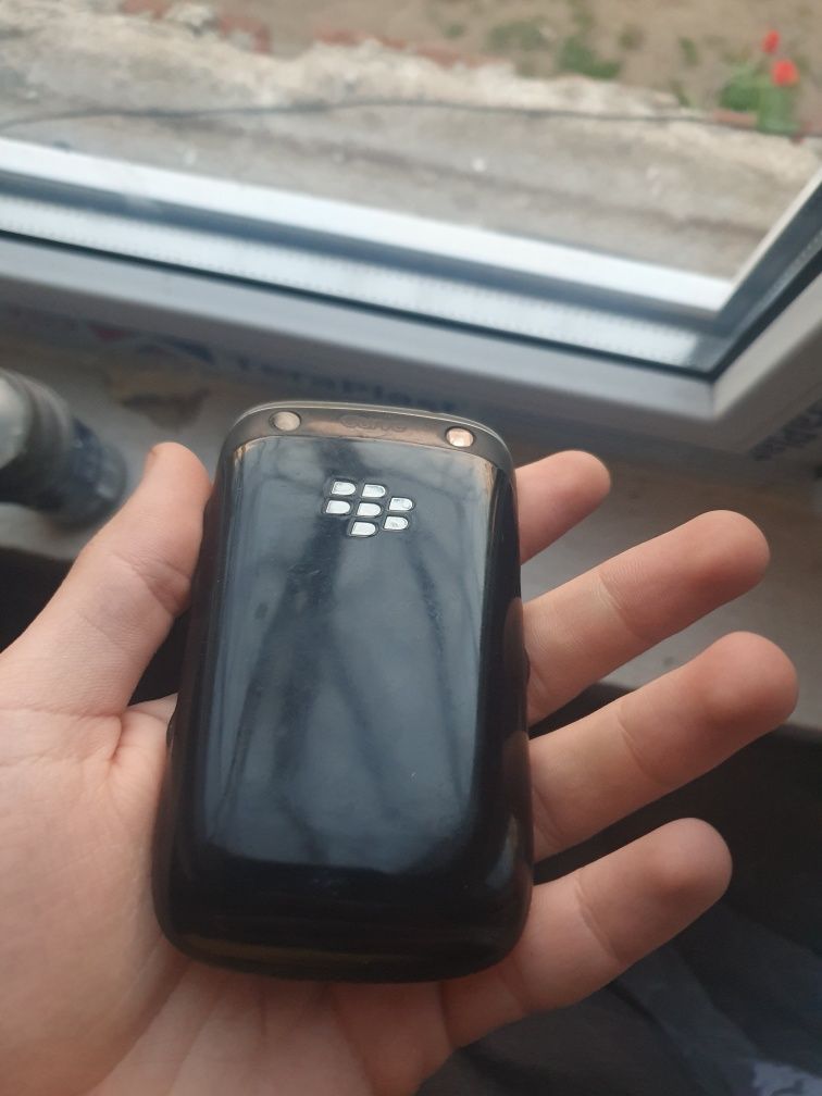 Blackberry curve 9320