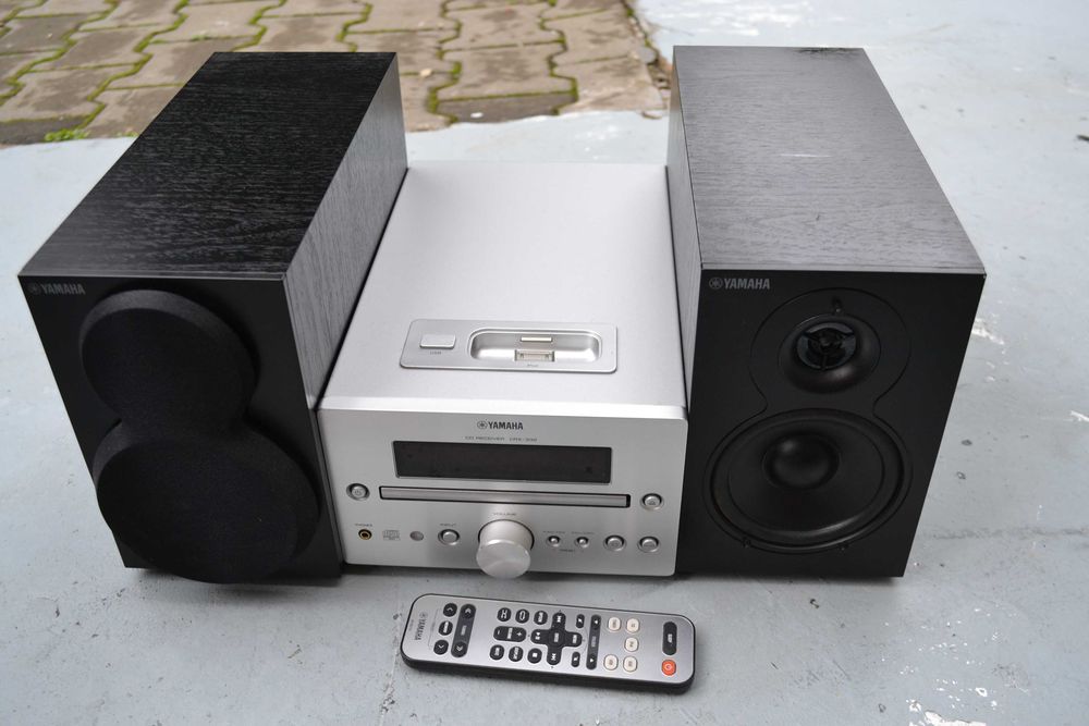 Minisistem Yamaha CRX 332 cu Telecomanda originala