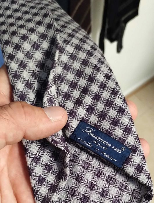 Ocazie! Lot de 100 de cravate, lichidare completa!