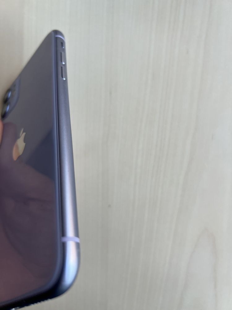 iPhone 11, 64GB, без забележки