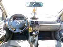Renault Simbol mașină personală