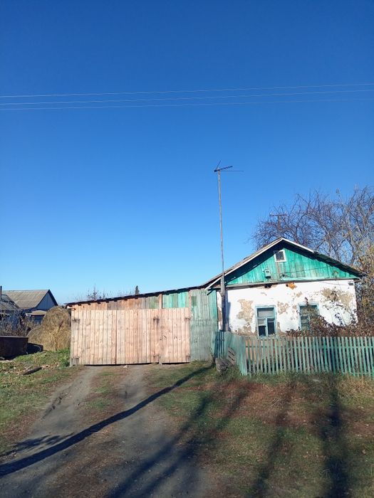Продам дом  небольшой в Покровке