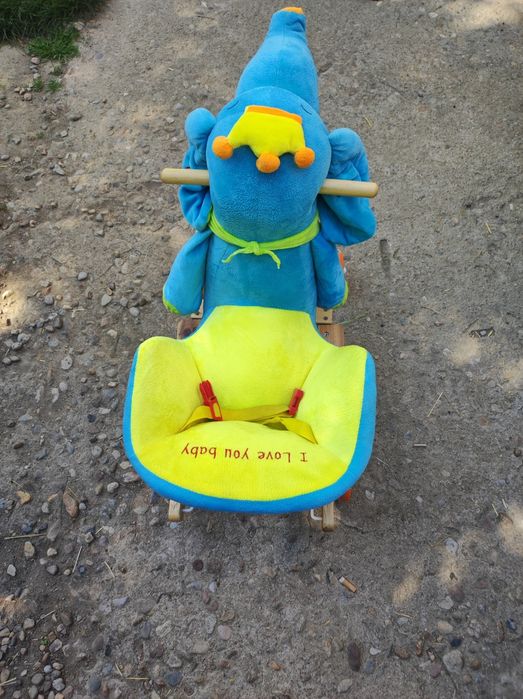 Elefant balansoar cu roti