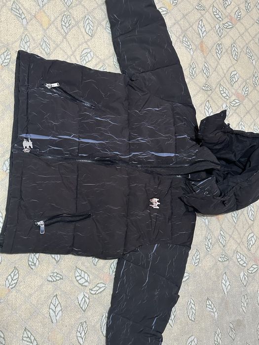 Зимняя куртка, новая.